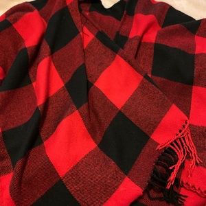 Buffalo plaid poncho